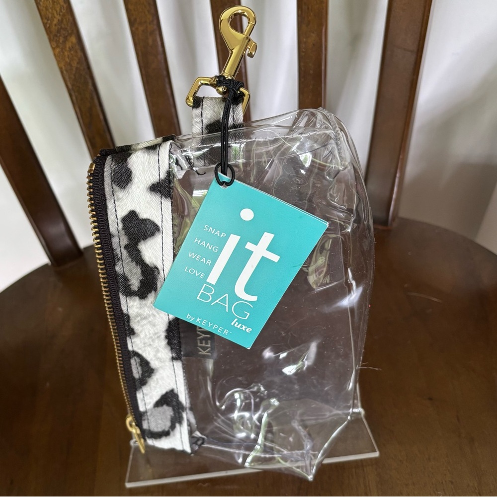 NWT Keyper It Bag w Leopard Trim